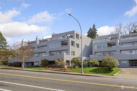 555 Kirkland Way #305 Kirkland, WA 98033