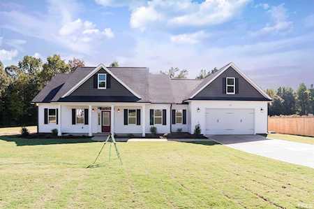 144 Shady Oaks Drive Benson, NC 27504