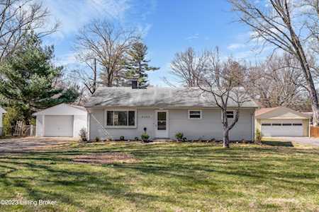 9305 Whipps Mill Rd Louisville, KY 40242
