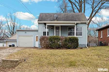 227 Crescent Ave East Peoria, IL 61611
