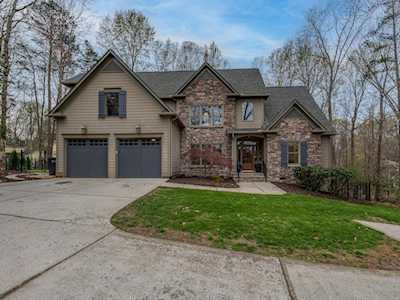 9314 Valley Rd Charlotte, NC 28270