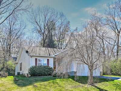 10 Saint Davids Ct Asheville, NC 28803