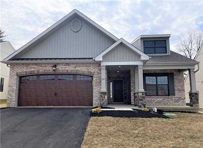 3711 Daylily Dr #IC 36 Emmaus, PA 18049