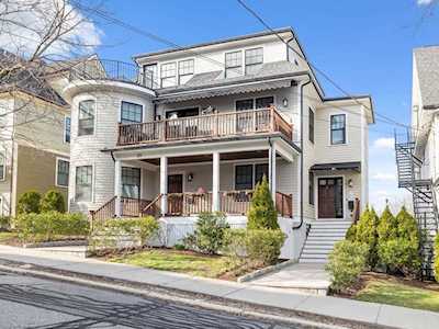 21 Summit Avenue #21 Brookline, MA 02446