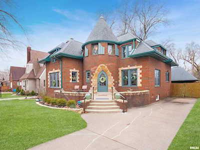 3125 N Sheridan Rd Peoria, IL 61604
