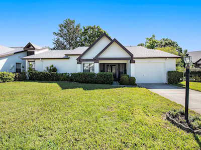 1337 Camelot Ct Palm Harbor, FL 34684