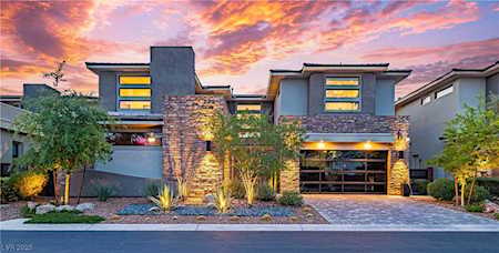 5 Moonfire Dr Las Vegas, NV 89135