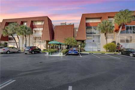 22615 SW 66th Ave #402 Boca Raton, FL 33428