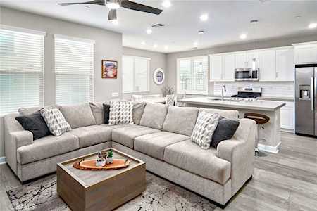 2051 Carol Lee Ln Escondido, CA 92026