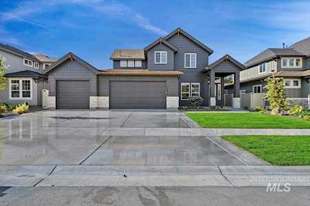 1321 E Azan Street Meridian, ID 83646