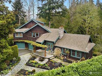 2624 107th Ave NE Bellevue, WA 98004