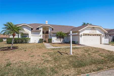 2054 Glenbrook Dr Dunedin, FL 34698