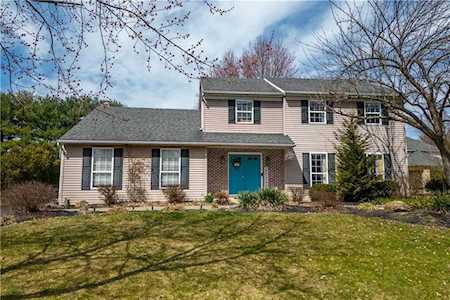 1659 Victoria Circle Allentown, PA 18103