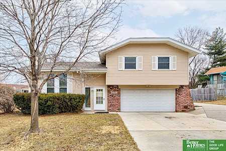 7618 Emiline St La Vista, NE 68164