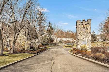 192 Carrollwood Drive Tarrytown, NY 10591