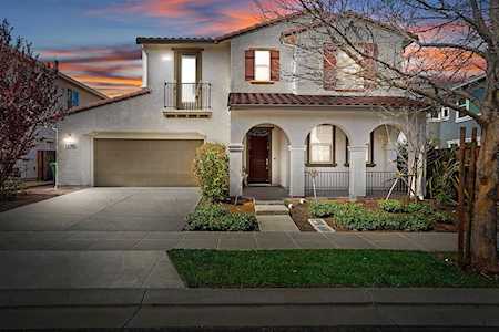 1031 S Walcott Avenue Mountain House, CA 95391