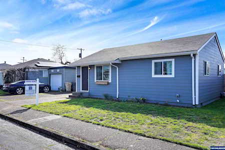 940 19th Av Albany, OR 97321