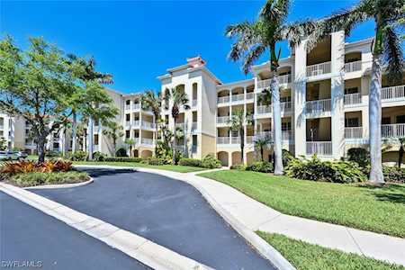 4873 Hampshire Ct #5-105 Naples, FL 34112