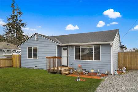 702 93rd St SW Everett, WA 98204