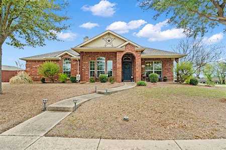 214 Roy Rogers Lane Murphy, TX 75094