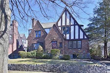 242 Devoe Avenue Yonkers, NY 10705