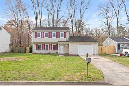 103 Fairmont Dr Hampton, VA 23666