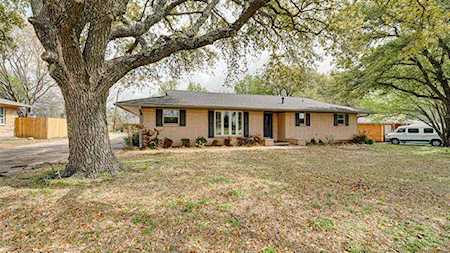 1412 Country Club Road Ennis, TX 75119