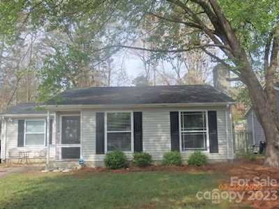 5031 Split Oak Dr Charlotte, NC 28227