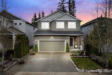 24227 SE 259th Ct Maple Valley, WA 98038