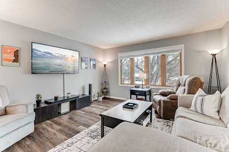 10215 Humboldt Circle S Bloomington, MN 55431