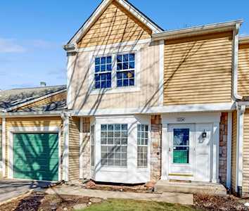 2224 Teton Parkway Algonquin, IL 60102