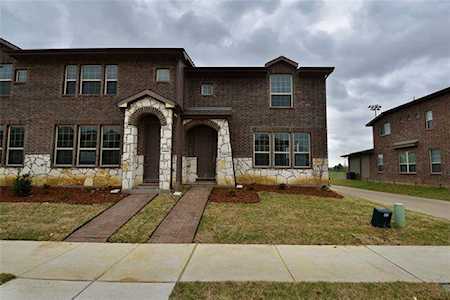 3401 SOLONA Circle Denton, TX 76207