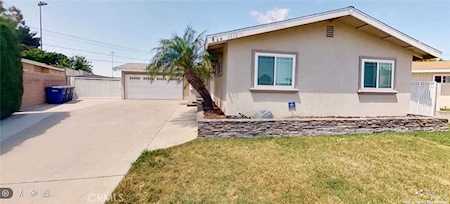 6912 San Bernardo Circle Buena Park, CA 90620