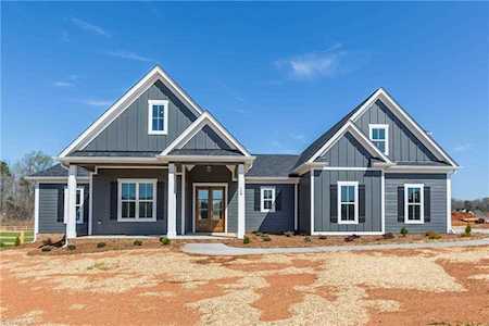148 Old Dutch Road Advance, NC 27006
