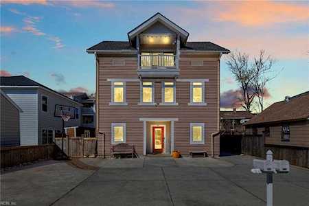 621 14th St Virginia Beach, VA 23451