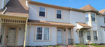 4614 Marlwood Way Virginia Beach, VA 23462