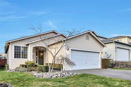 8907 177th St E Puyallup, WA 98375