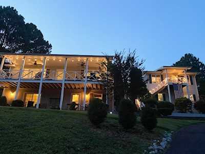 131 Bluff Dr Winchester, TN 37398