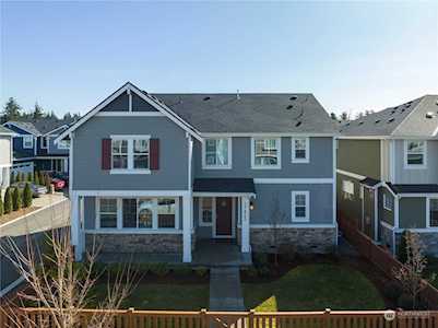 27425 13th Ct S Des Moines, WA 98198