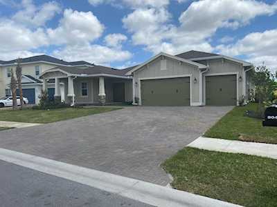 804 Hookline Circle Loxahatchee, FL 33470