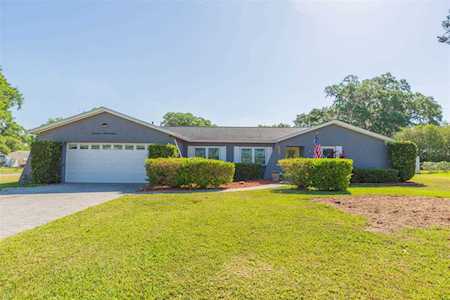 1117 Lady Elaine Dr Valrico, FL 33594