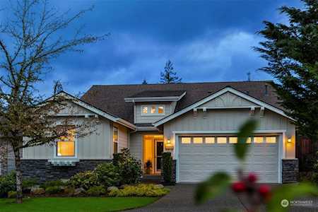 11821 Big Leaf Way NE Redmond, WA 98053
