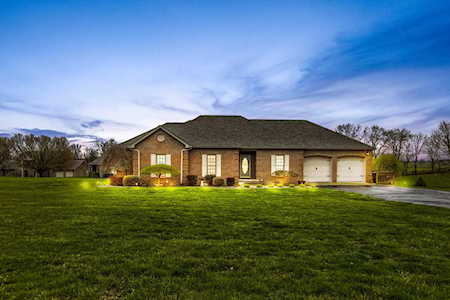 114 Crystal Springs Dr Mt Sterling, KY 40353