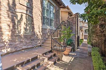 2430 Pavilions Place Lane #608 Sacramento, CA 95825