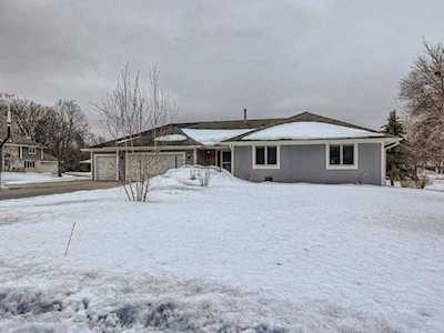 10205 28th Avenue N Plymouth, MN 55441