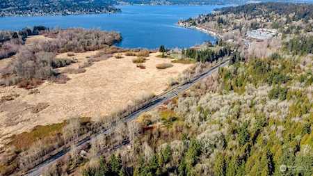 4736 E Lake Sammamish Parkway SE Issaquah, WA 98029