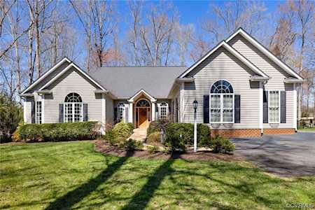 3945 S Fairway Dr Powhatan, VA 23139