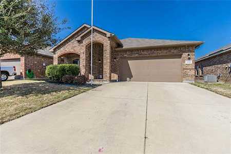 1069 Doe Meadow Drive Fort Worth, TX 76028