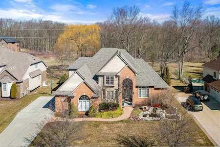 10683 Excalibur Dr Shelby Twp, MI 48315