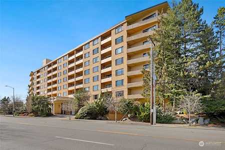 4545 Sand Point Way NE #207 Seattle, WA 98105